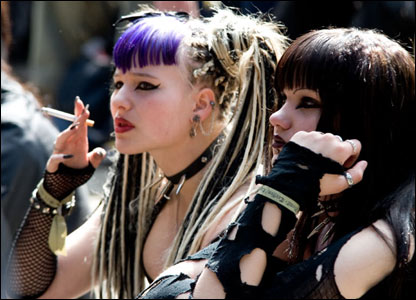 41725886_smoking_416