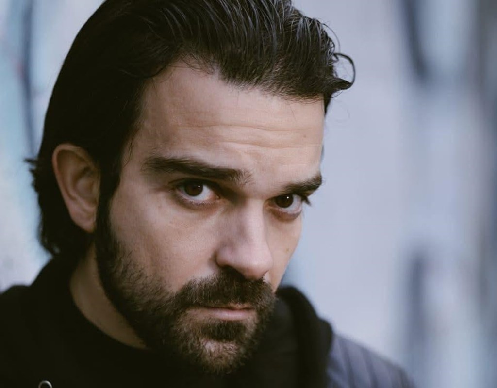 Andrea Puglisi racconta “Il volo del Matto (Il volto nascosto dei tarocchi)”, pronto a debuttare a&nbsp;Pesaro